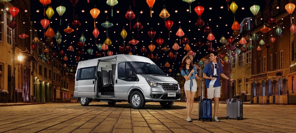 Giá xe Ford Transit 16 chỗ và chương trình khuyến mãi hấp dẫn tại Tân Thuận Ford