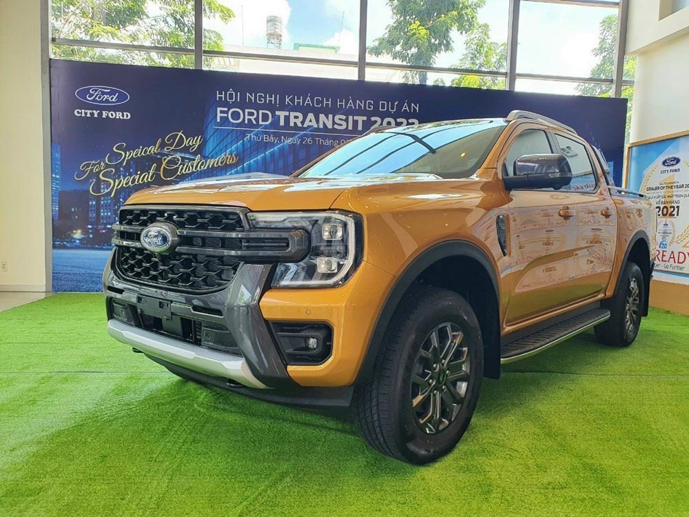 Giá xe Ford Ranger Wildtrak 2023: Nhiều chương trình khuyến mãi cuối năm 2023 - chính sách hỗ trợ thuế trước bạ hấp dẫn