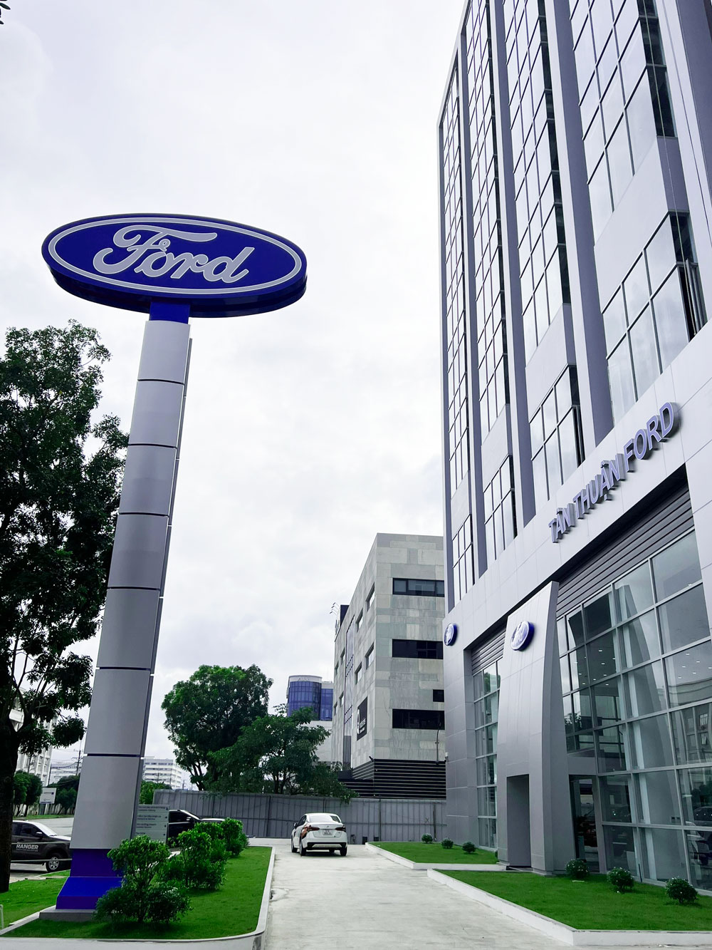 Đại lý Ford khu vực Nam TPHCM nằm ở đâu? Khám phá đại lý Ford Phú Mỹ Hưng chính hãng lớn nhất khu vực