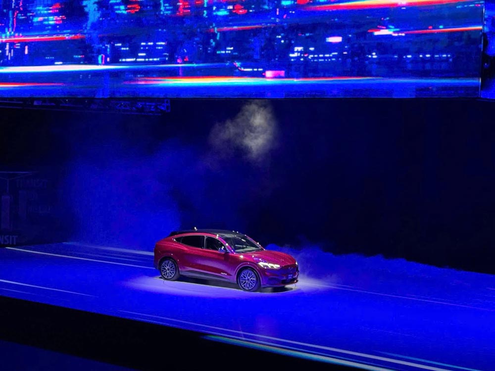 Chốt giá xe điện Ford Mustang Mach-E chỉ từ 2,599 tỷ đồng tại Việt Nam