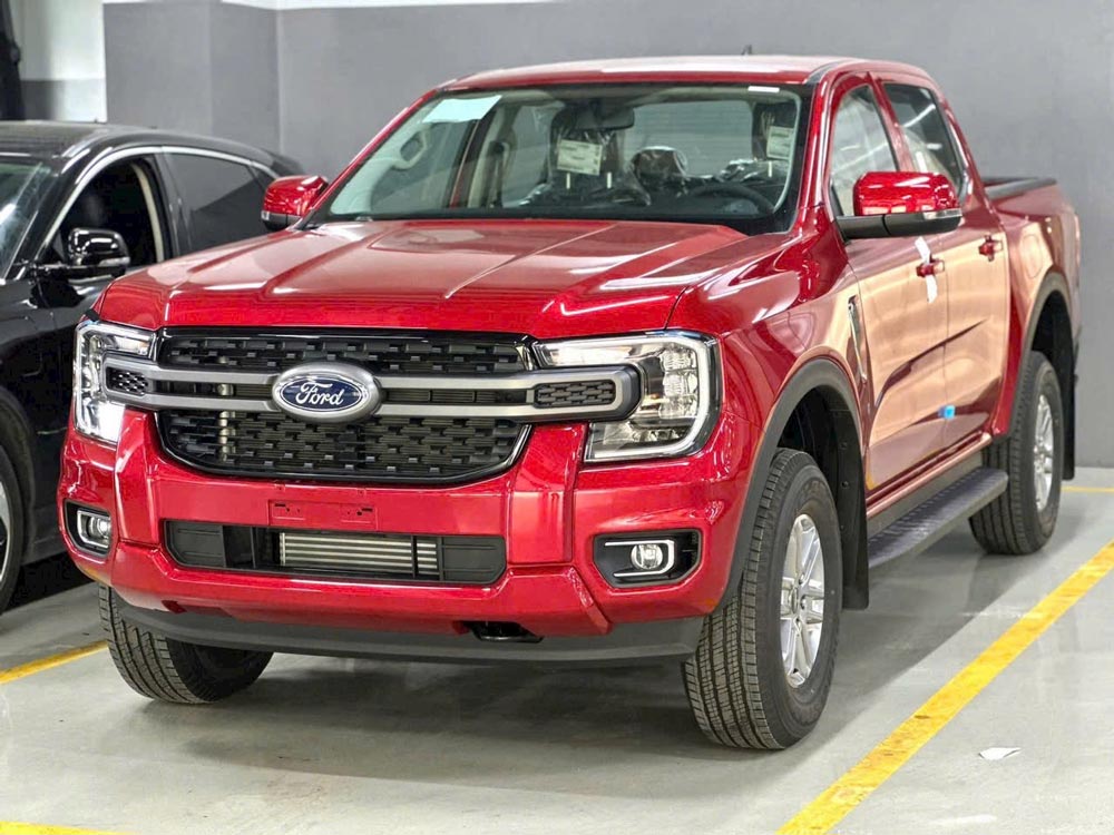 Ford Ranger màu đỏ cộng thêm 8 triệu có thay đổi tính năng gì?